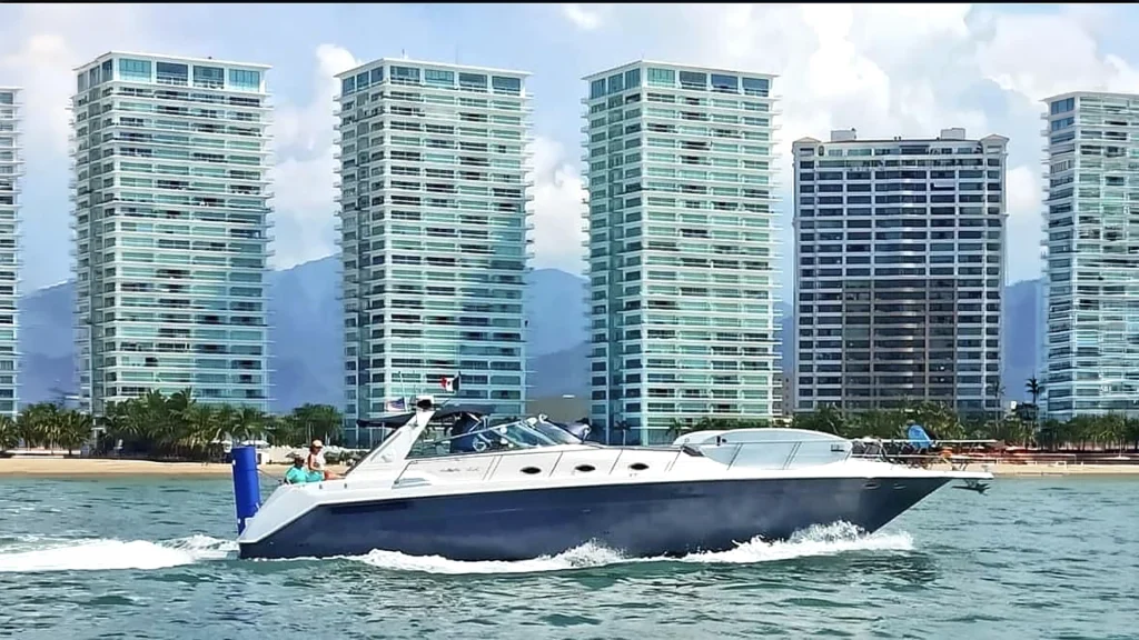 50-foot Sea Ray Sundancer private yacht charter cruising near Puerto Vallarta