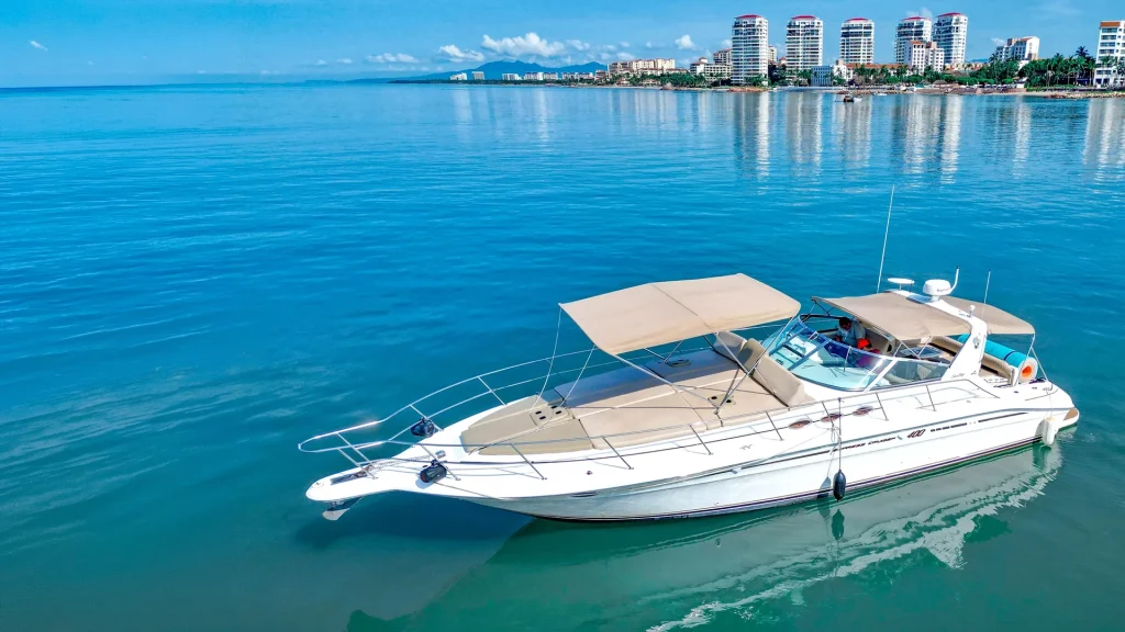 42-foot Sea Ray yacht charter in Puerto Vallarta on Banderas Bay